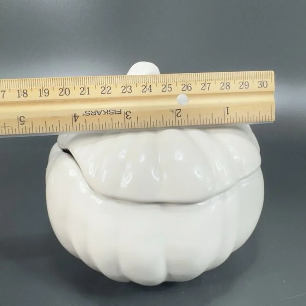 Home Interiors Stoneware Ceramic Pumpkin Shape Canister Cookie‎ Jar Container
